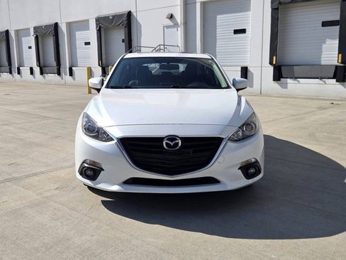Used 2016 MAZDA MAZDA3 i Grand Touring FWD image 2