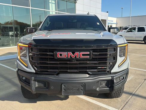 Used 2024 GMC Sierra 1500 AT4X AWD/4WD image 3