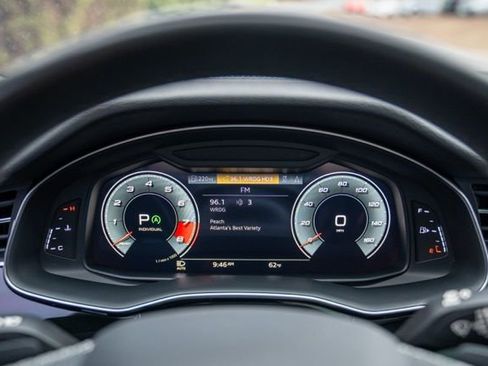 Used 2023 Audi SQ8 Prestige AWD/4WD image 40