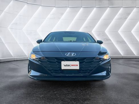 Used 2023 Hyundai Elantra SEL w/ Convenience Package image 2