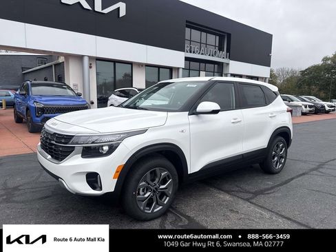 New 2026 Kia Seltos LX image 1