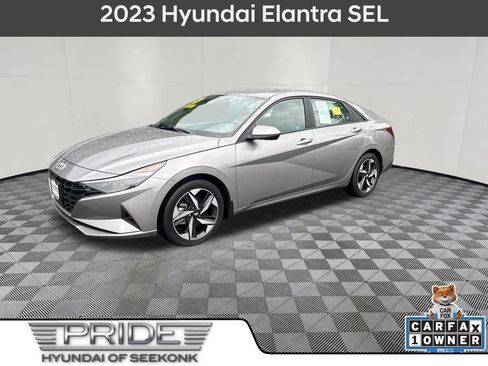 Used 2023 Hyundai Elantra SEL w/ Convenience Package FWD image 1
