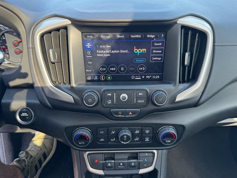 Used 2023 GMC Terrain Denali AWD/4WD image 18