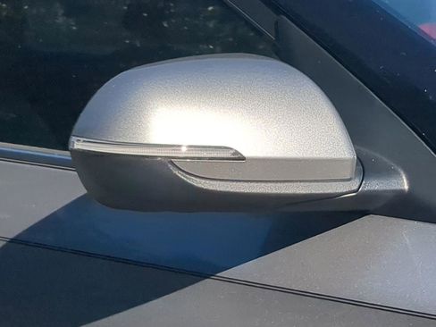 New 2026 Kia Seltos SX image 11