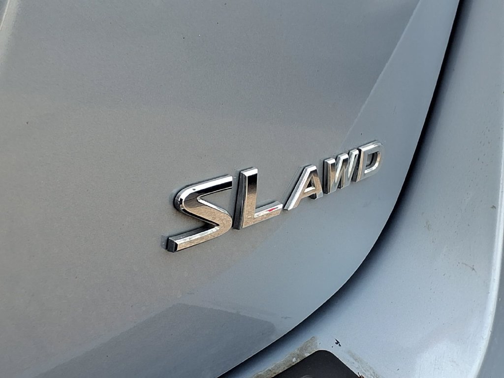 Used 2011 Nissan Rogue SV w/ SL Pkg AWD/4WD image 8