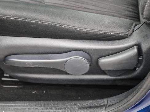 Used 2018 Nissan Sentra SV w/ Premium Package (P01) FWD image 19