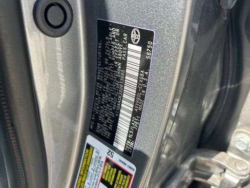 Used 2025 Toyota Camry XLE FWD image 10