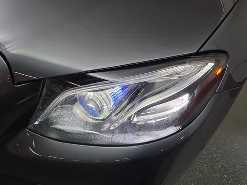 Used 2020 Mercedes-Benz E 350 4MATIC Sedan image 31