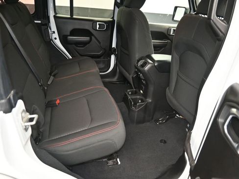 Used 2023 Jeep Wrangler Rubicon w/ Cold Weather Group image 11