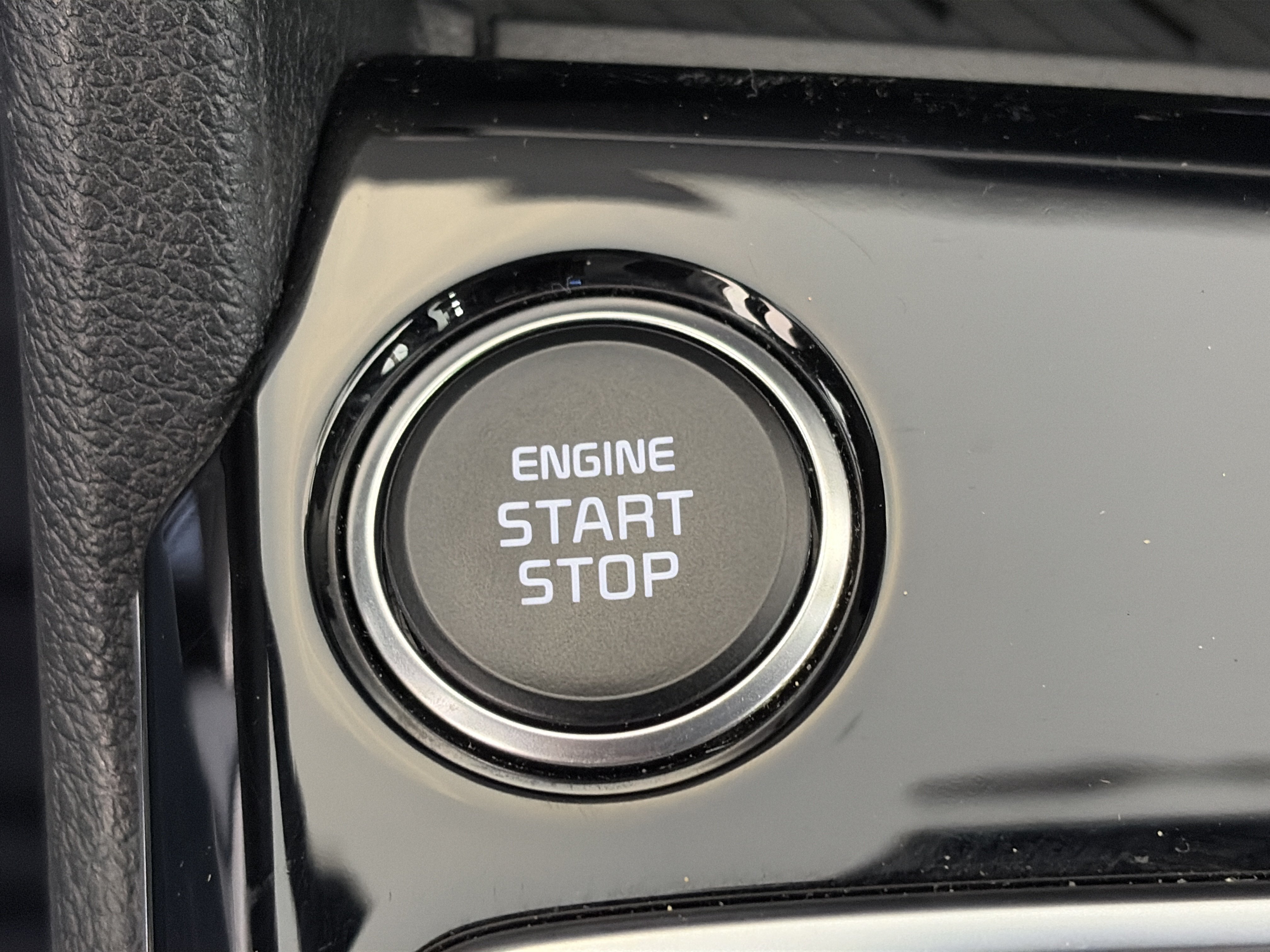 Certified 2024 Kia Sportage X-Line w/ X-Line Premium Package AWD/4WD image 28