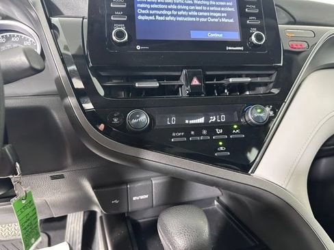 Used 2022 Toyota Camry LE FWD image 26