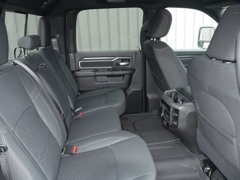 New 2026 RAM 3500 Big Horn AWD/4WD image 22