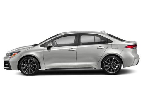 Used 2022 Toyota Corolla SE FWD image 2