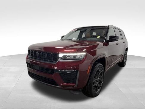 New 2026 Jeep Grand Cherokee L Summit AWD/4WD image 2