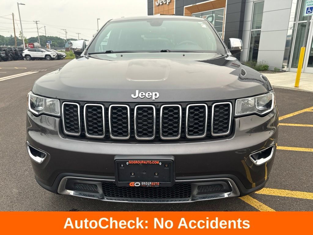 Used 2018 Jeep Grand Cherokee Limited AWD/4WD image 2