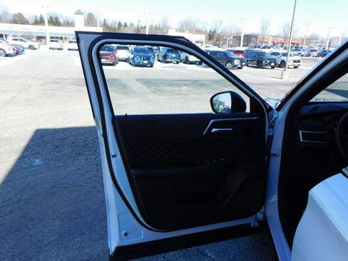 Used 2024 Mitsubishi Outlander SEL image 12