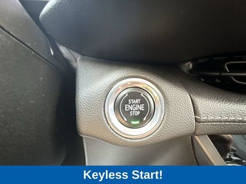 Used 2023 Buick Envision Essence AWD/4WD image 32