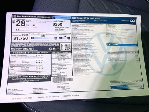 New 2026 Volkswagen Tiguan SE R-Line FWD image 22