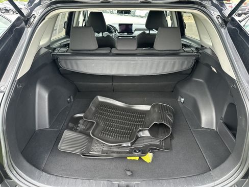 Used 2023 Toyota RAV4 XLE AWD/4WD image 31