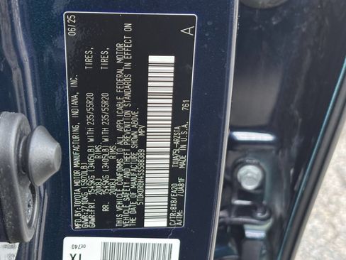 Used 2025 Toyota Highlander XSE AWD/4WD image 32