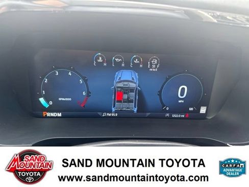 Used 2025 Ford F150 Lariat w/ Equipment Group 501A Mid AWD/4WD image 18