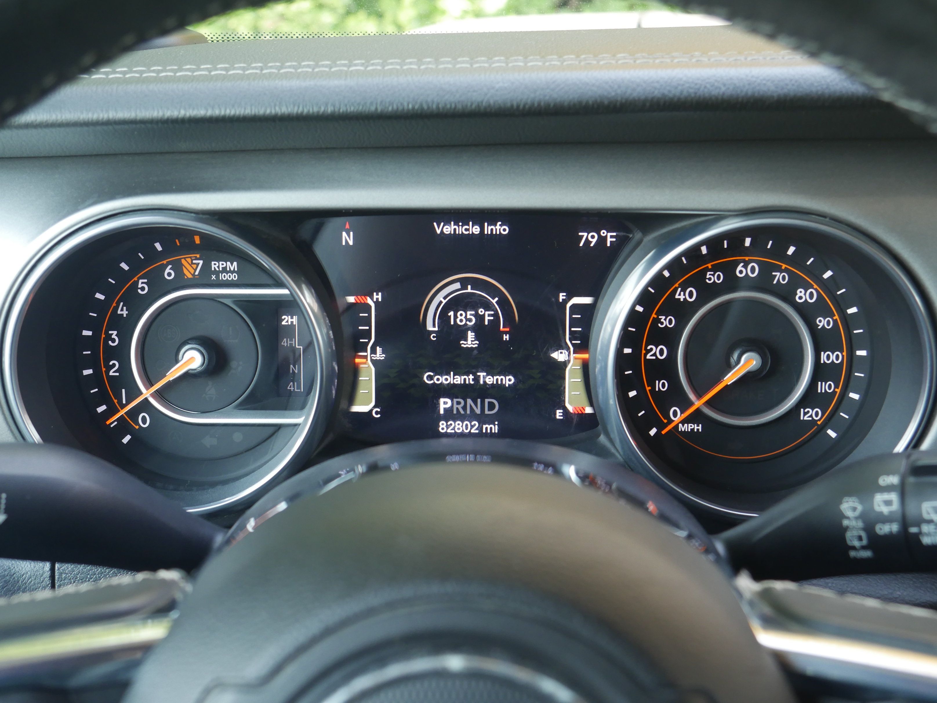 Used 2018 Jeep Wrangler Unlimited Sahara AWD/4WD image 7