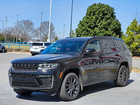 New 2026 Jeep Grand Cherokee L Limited image 3