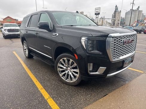 Used 2022 GMC Yukon Denali AWD/4WD image 2