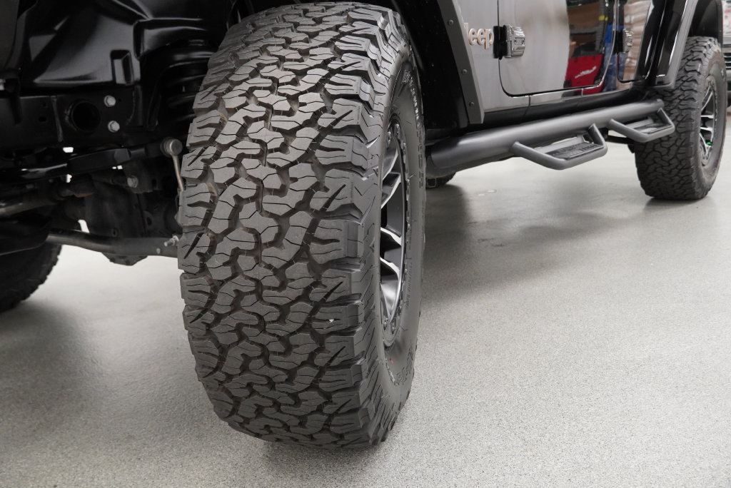 Certified 2023 Jeep Wrangler Unlimited Rubicon 392 w/ Trailer Tow Package AWD/4WD image 23