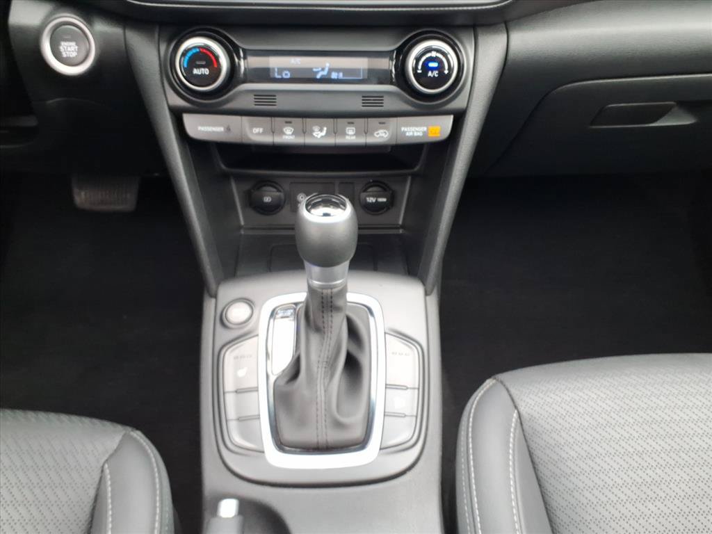 Used 2020 Hyundai Kona Limited FWD image 29
