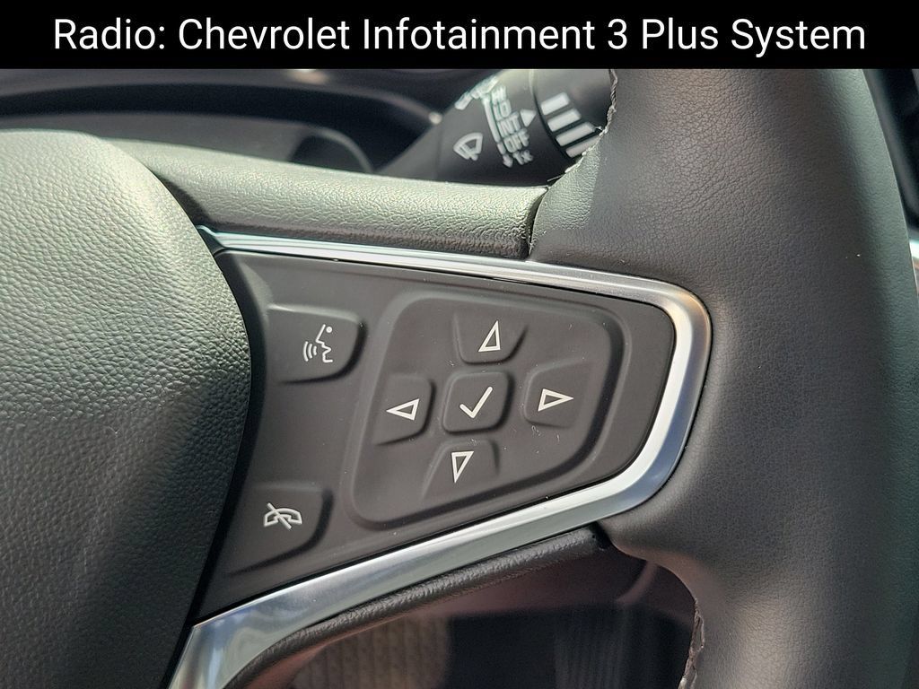 Used 2024 Chevrolet Equinox LT AWD/4WD image 14