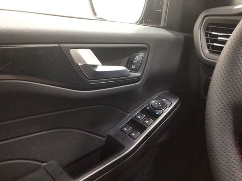 New 2025 Ford Escape ST-Line w/ Tech Pack #1 image 24