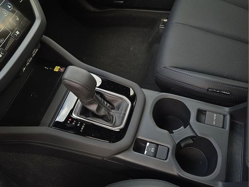 New 2025 Subaru Forester Limited image 21