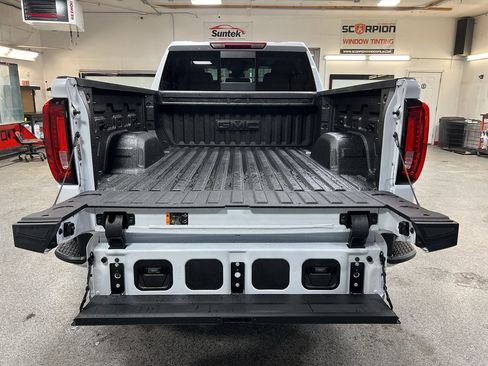 New 2026 GMC Sierra 1500 SLT w/ SLT Premium Plus Package AWD/4WD image 23