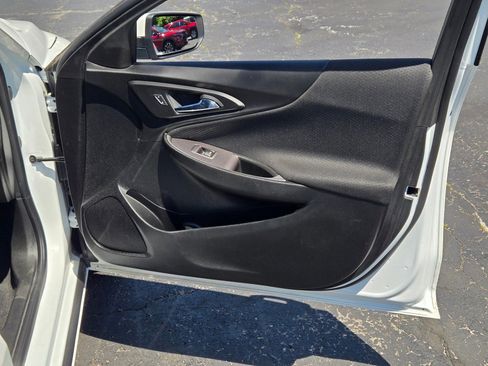 Used 2022 Chevrolet Malibu LT image 5