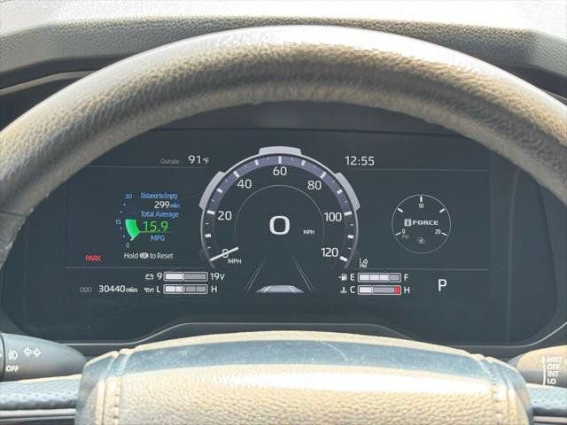 Used 2024 Toyota Tundra Limited AWD/4WD image 44