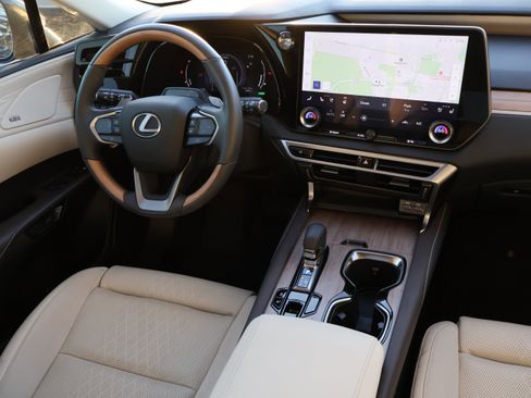 Used 2024 Lexus RX 350 image 16