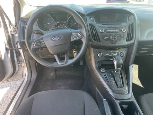 Used 2015 Ford Focus S image 12
