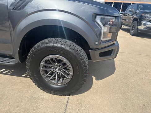 Used 2019 Ford F150 Raptor w/ Equipment Group 802A Luxury AWD/4WD image 4