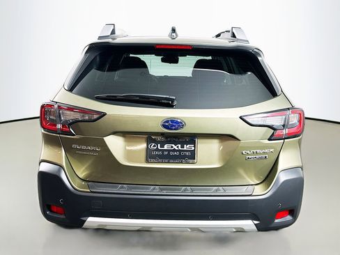 Used 2023 Subaru Outback Touring image 6