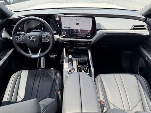 Used 2025 Lexus TX 350 AWD w/ Technology Package image 21