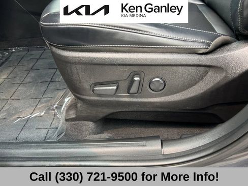 Certified 2024 Kia Telluride S w/ S Sunroof Package AWD/4WD image 26