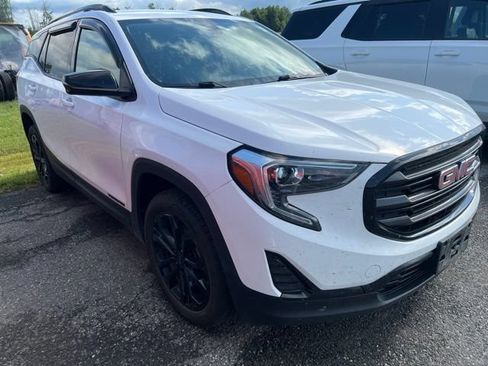 Used 2020 GMC Terrain SLE w/ Driver Convenience Package AWD/4WD image 2