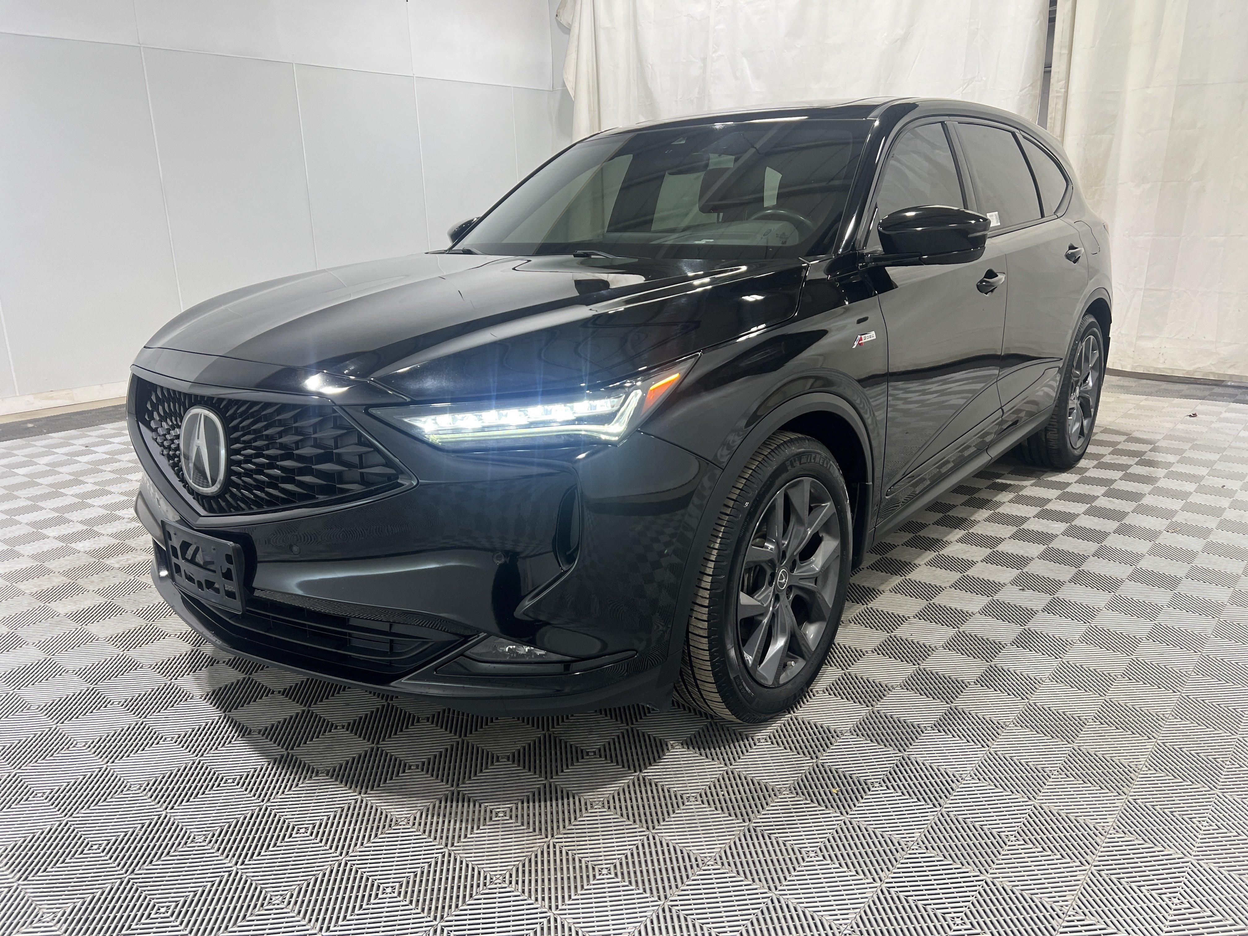 Used 2022 Acura MDX A-Spec AWD/4WD image 1