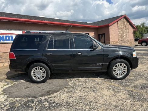 Used 2012 Lincoln Navigator 2WD image 10