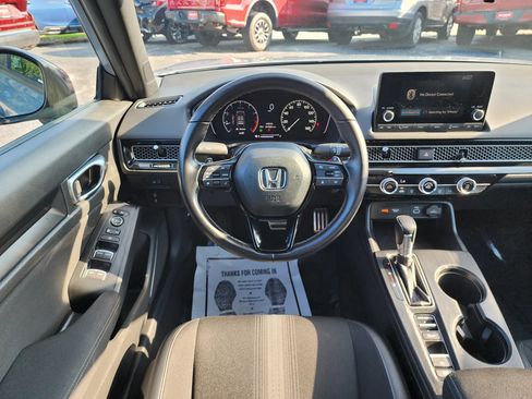 Used 2024 Honda Civic Sport image 10