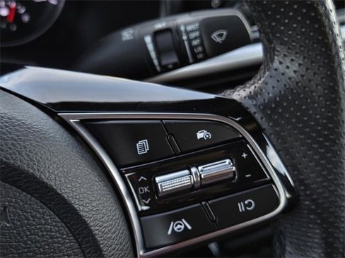 Certified 2023 Kia Forte GT-Line image 23