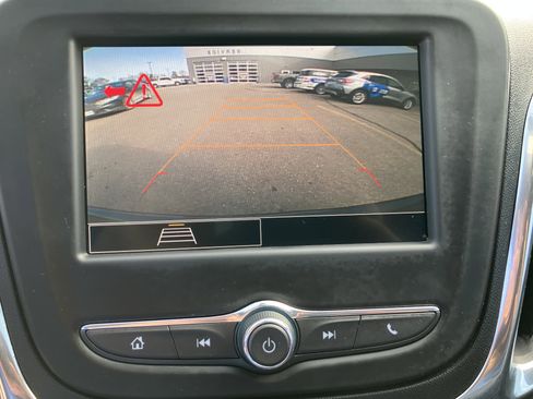 Used 2023 Chevrolet Equinox LT AWD/4WD image 11