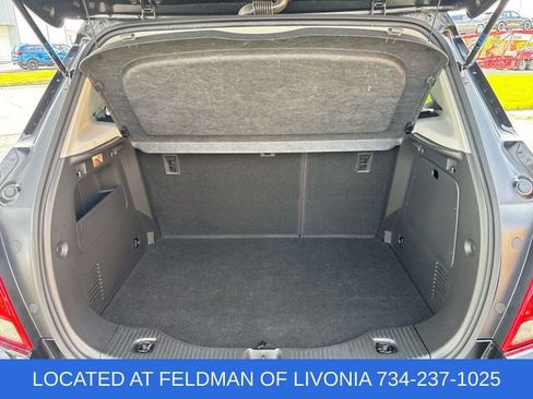 Certified 2020 Chevrolet Trax LT w/ LT Convenience Package AWD/4WD image 23