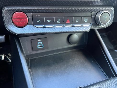 Used 2025 Ford Mustang Premium RWD image 30